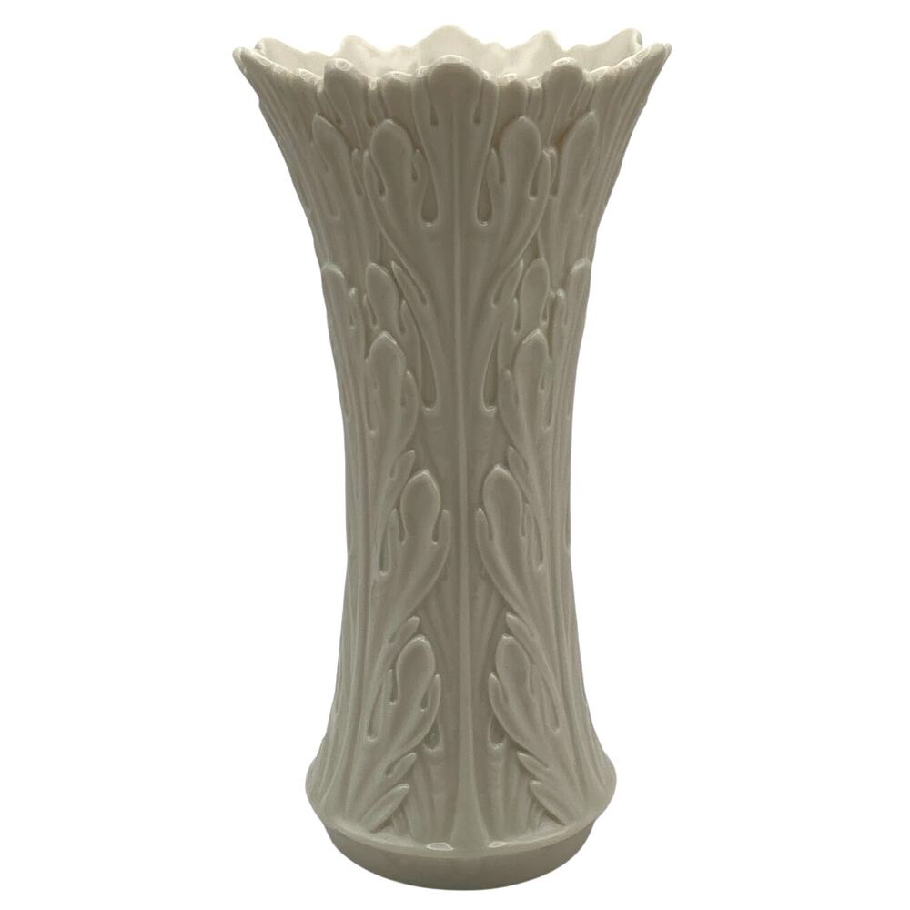 Vintage Lenox Woodland 8 5/8" Porcelain Ivory Vase Embossed Acanthus Leaves